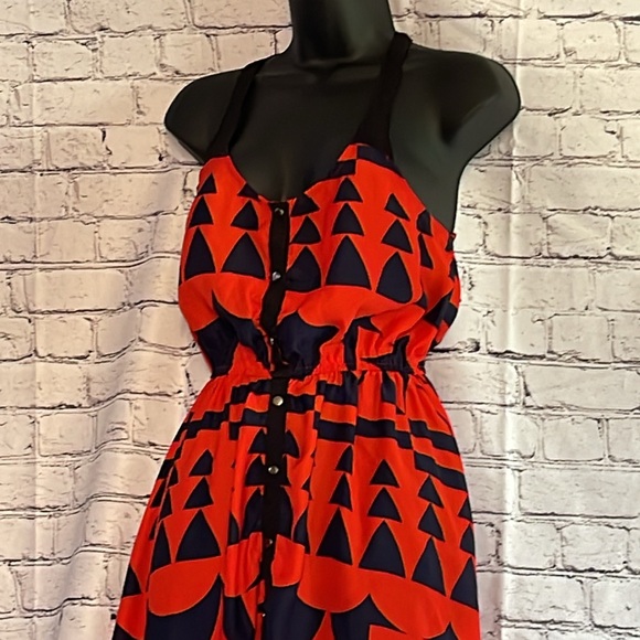 Silence + Noise criss-cross back dress. Faux button up front. Size SM. - Picture 2 of 5